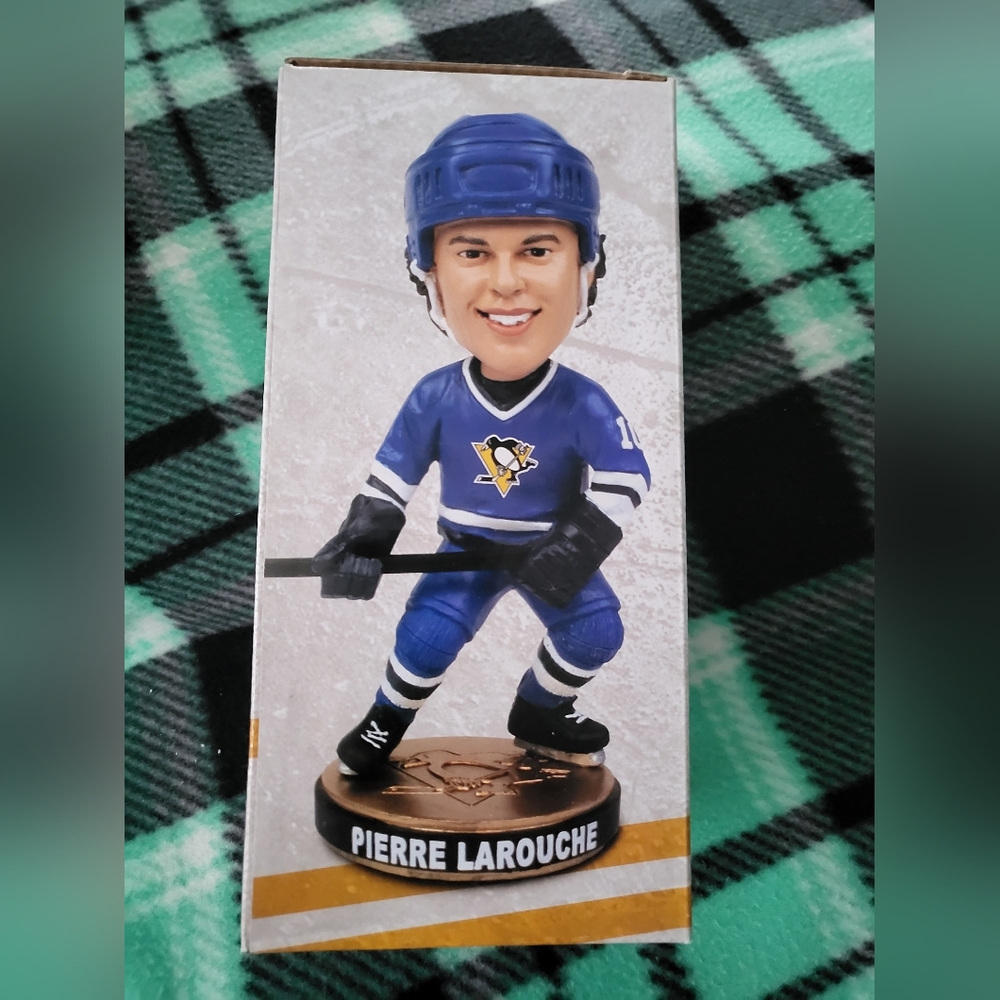 Bobble Head
